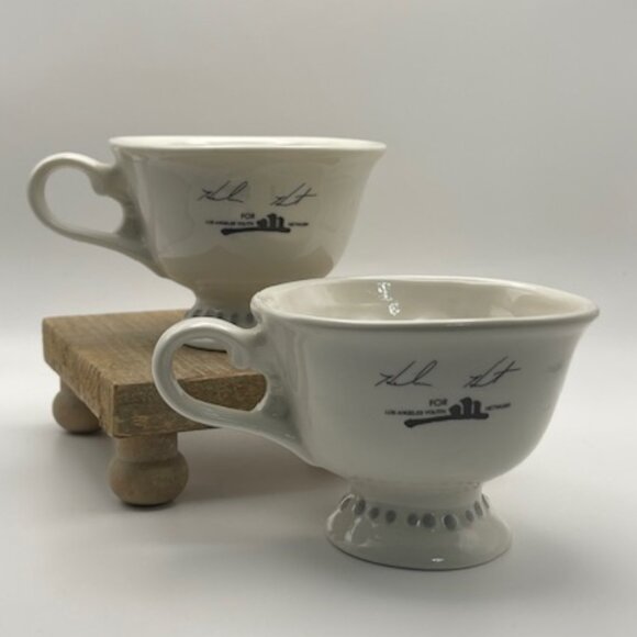 Bailey's Irish Cream Winky Face Tea Cup Designed by Helen Hunt Lot of 2 - Picture 3 of 11